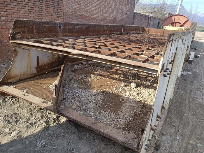 振動(dòng)篩設(shè)備 振動(dòng)篩設(shè)備